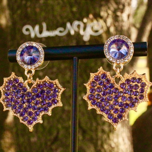 S925 Heart Sparkle Rhinestone Heart Stud Earrings - Picture 3 of 11